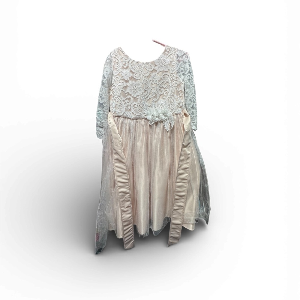 Sweet Kids Lace Overlay Dress Peach and Cream- size 8 - Picture 2 of 10